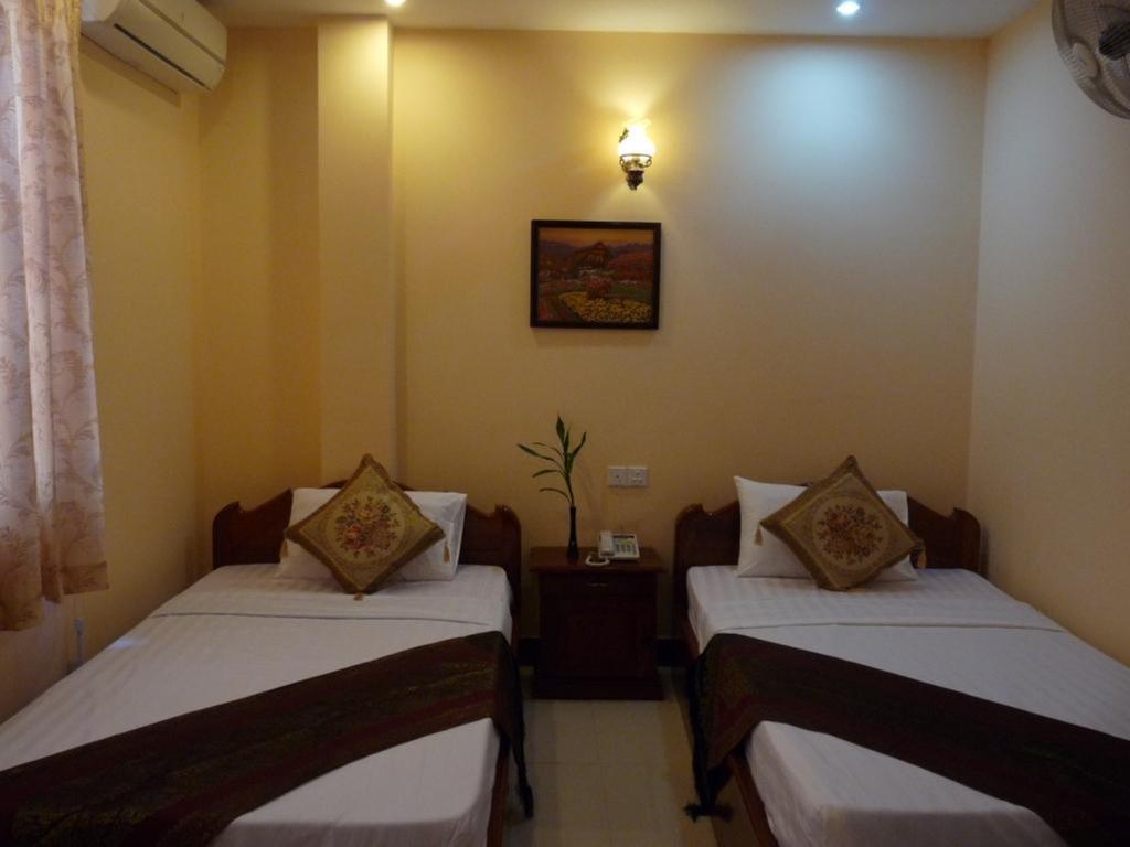 Hi Land Hotel Phnom-Penh Kamer foto