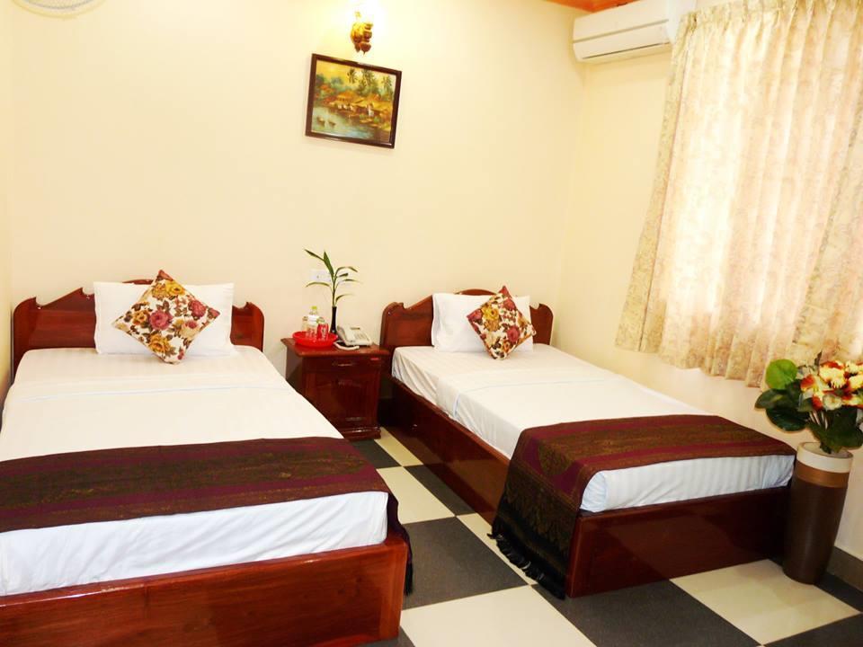 Hi Land Hotel Phnom-Penh Buitenkant foto