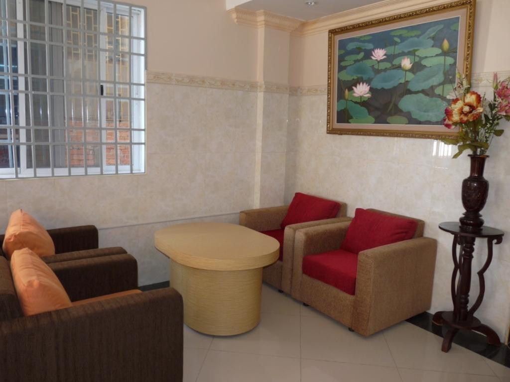 Hi Land Hotel Phnom-Penh Buitenkant foto